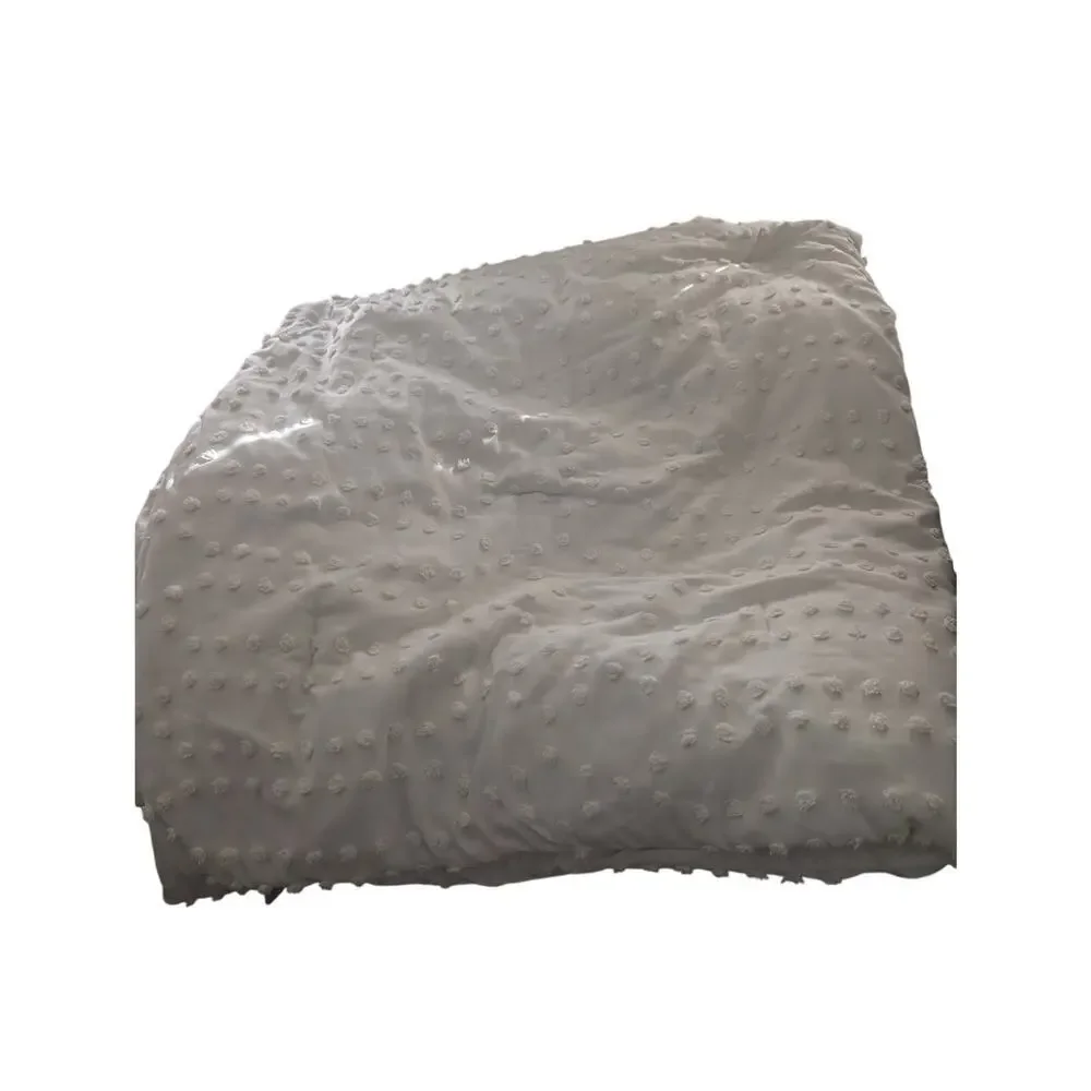 RACHEL ASHWELL! WHITE DOWN ALTERNATIVE COMFORTER W/POP CORN BALL DETAIL! FL/QN